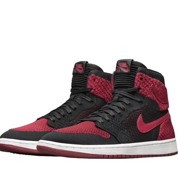 Air Jordan 1 Retro High OG Flyknit "Bred" sneakers - Picture 2 of 16
